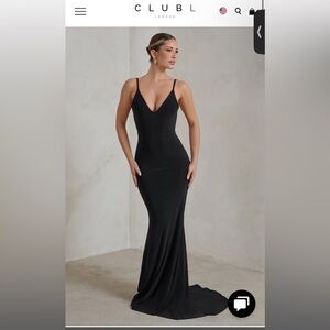 Club L London ENDLESS LOVE
BLACK BACKLESS KNOT DETAIL FISHTAIL MAXI DRESS